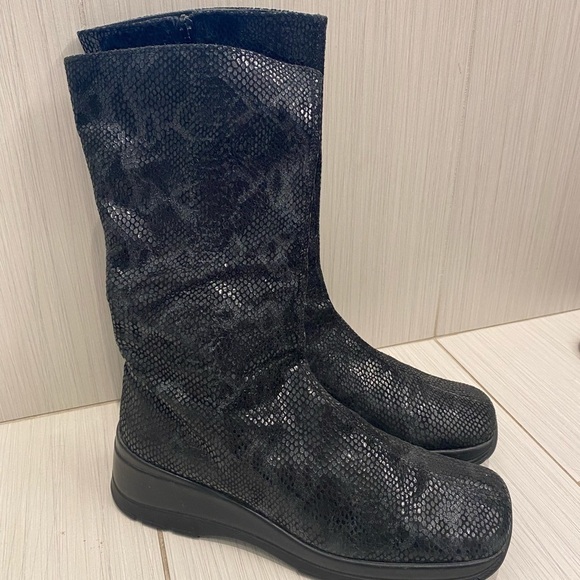 Taylor Swift style boots from ERAS Tour. Leather boots, Italian, Faux snakeskin. - Picture 2 of 10